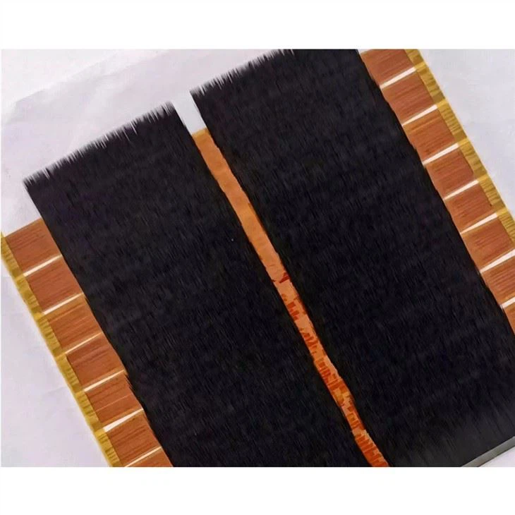 הארכת ריסים בגימור למחצה